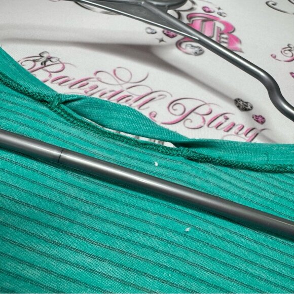 Lululemon tshirt blue green striped stretchy open hanging hangable top - Picture 7 of 9